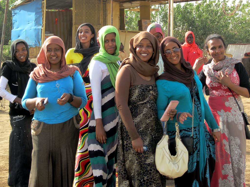Modesty In Sudan Part I Crack The Dress Code